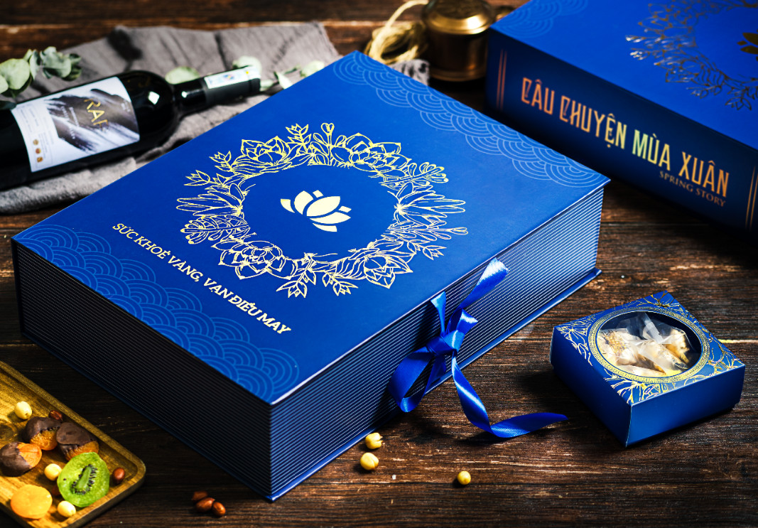 Hộp quà tết hàng Việt Nam