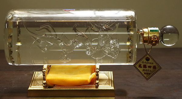 Rượu Mao Đài Đỗ Khang được xem như một biểu tượng của sự xa xỉ