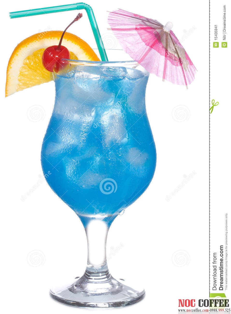 blue curacao cocktail 15435941