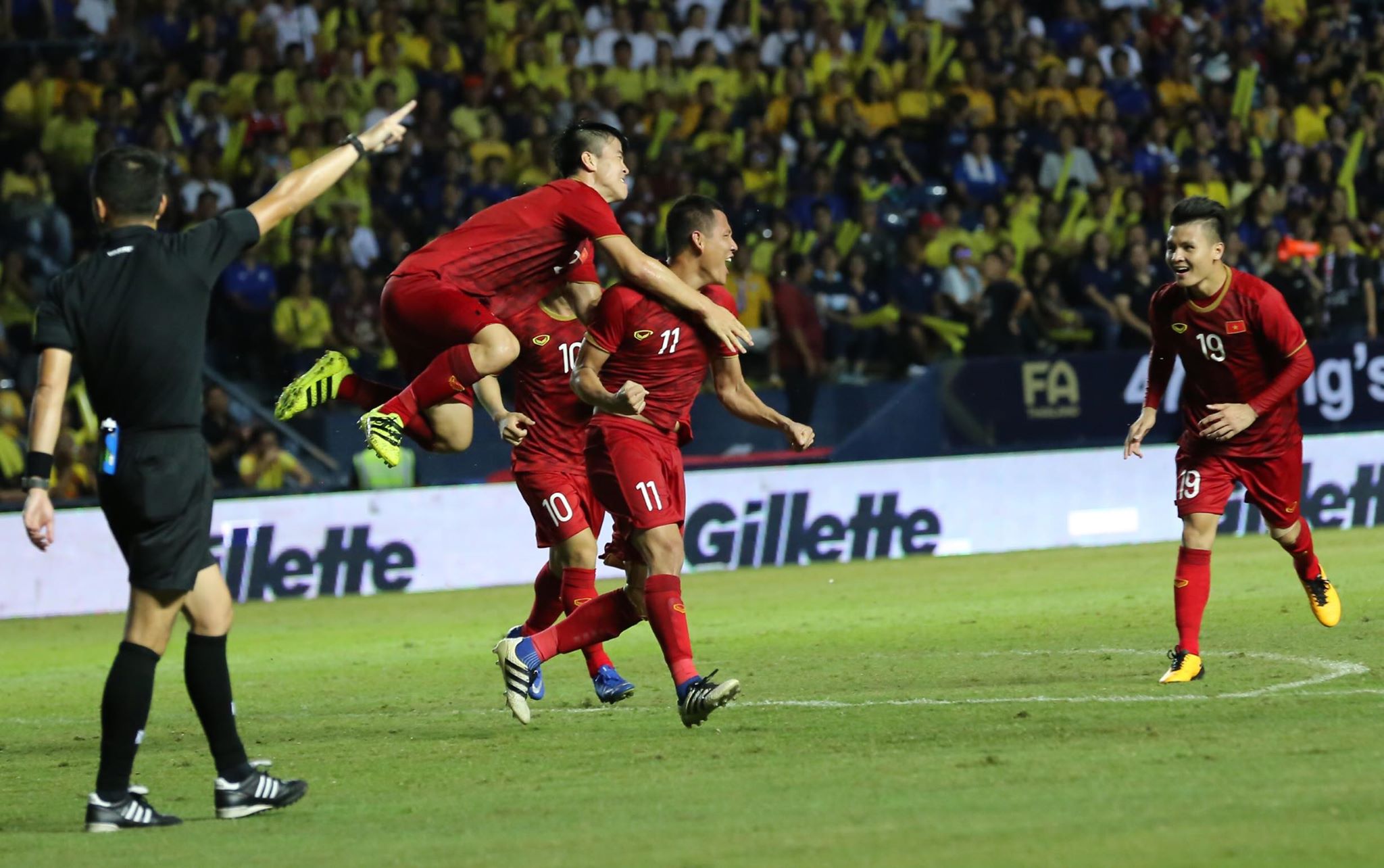 viet nam thang thai lan 1 0