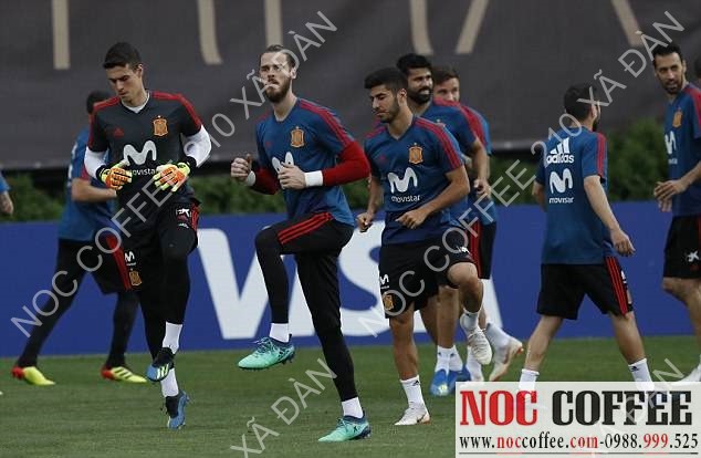 doi tuyen tay ban nha tap luyen truoc tran dau vi tuyen nga