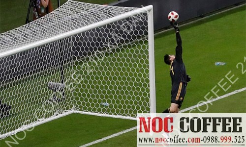 pha cuu thua xuat sac cua courtois